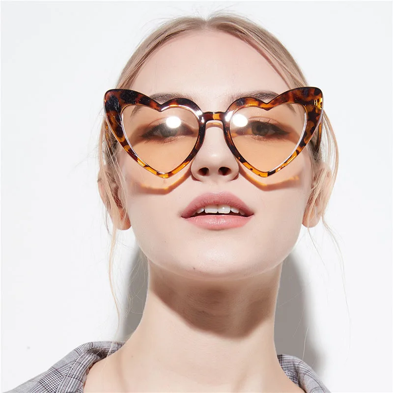 2020 New Summer Fashion Retro Women Cat Eye Sunglasses Famous Lady Brand Designer Coating Mirror Cateyes oculos feminino de sol
2020 New Summer Fashion Retro Women Cat Eye Sunglasses Famous Lady Brand Designer Coating Mirror Cateyes oculos feminino de sol