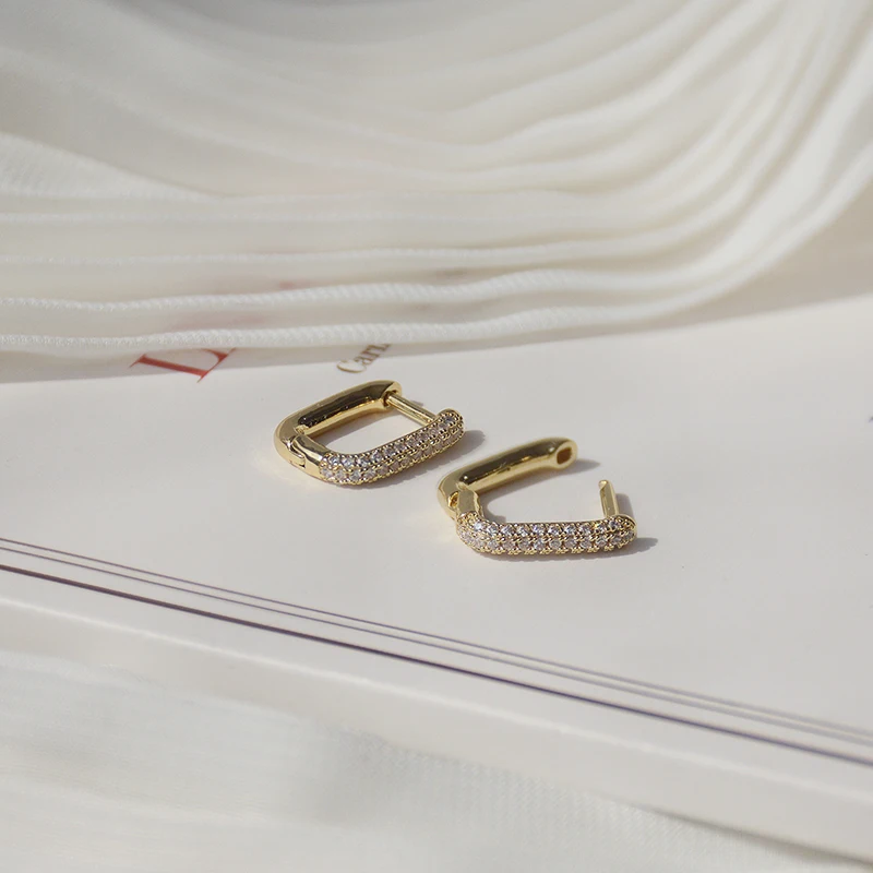 Innovative Design 14k Real Gold Simple Style Earrings for Women Charming Temperament Jewelry Luxurious High Quality Zircon Gift
Innovative Design 14k Real Gold Simple Style Earrings for Women Charming Temperament Jewelry Luxurious High Quality Zircon Gift