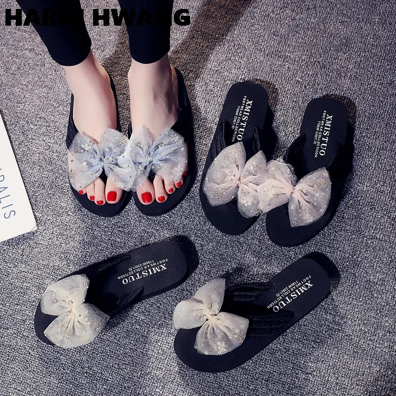 2021 Shiny Butterfly Clean Ladies Flip Flops Comfortable Soft Laces Breathable Comfortable Wear-Resistant Rubber Women'S Sandals
2021 Shiny Butterfly Clean Ladies Flip Flops Comfortable Soft Laces Breathable Comfortable Wear-Resistant Rubber Women'S Sandals