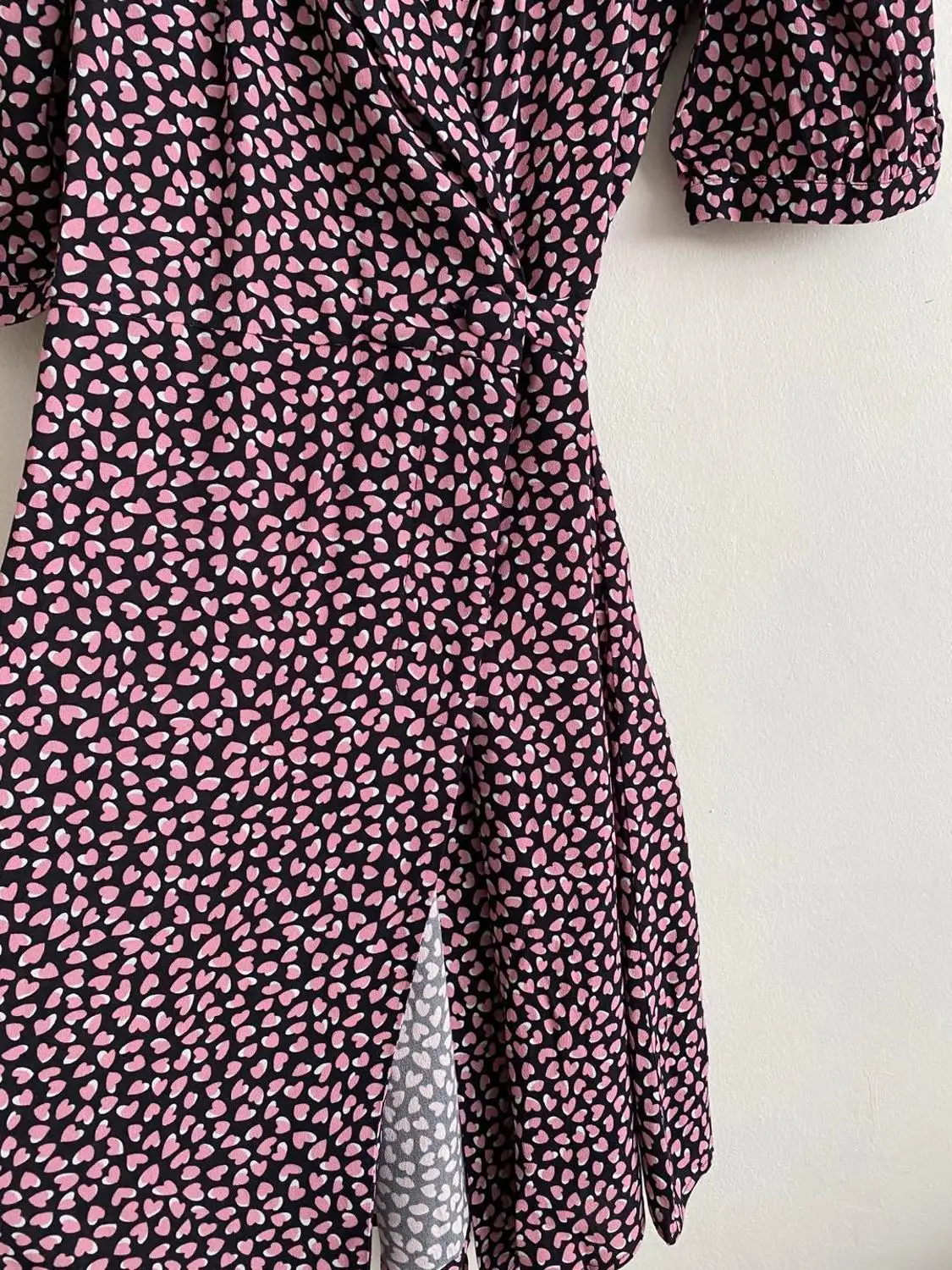 Women V-neck Dress Puff Sleeve Waist Slim Wrap Knee Length Dresses Female Sundress Clothes for Holiday Party
Women V-neck Dress Puff Sleeve Waist Slim Wrap Knee Length Dresses Female Sundress Clothes for Holiday Party