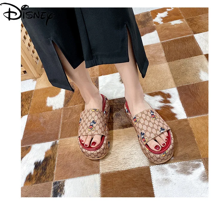 Original Disney Mickey Mouse Platform Word Women's Slippers Canvas Surface Fashion Platform Casual Women's Sandals
Original Disney Mickey Mouse Platform Word Women's Slippers Canvas Surface Fashion Platform Casual Women's Sandals