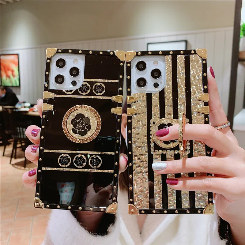 Luxury Square Bling Golden phantom Flower Ring buckle support Phone Case For iPhone 12 11 Pro X XR XS Max 7 8 Plus soft cover
Luxury Square Bling Golden phantom Flower Ring buckle support Phone Case For iPhone 12 11 Pro X XR XS Max 7 8 Plus soft cover