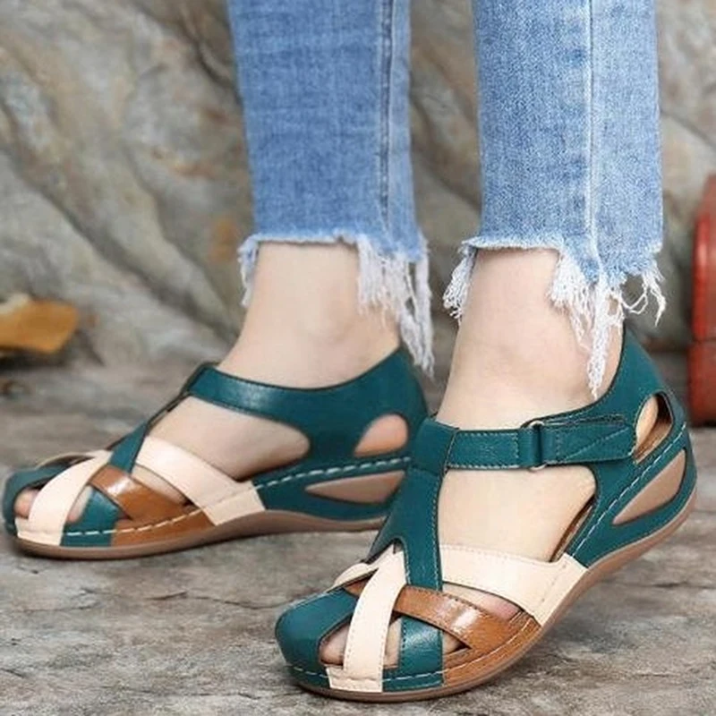 2021 Summer New Women'S Shoes Hollow Sandals Ladies Breathable Flat Bottom Large Size Velcro Casual Sandals
2021 Summer New Women'S Shoes Hollow Sandals Ladies Breathable Flat Bottom Large Size Velcro Casual Sandals