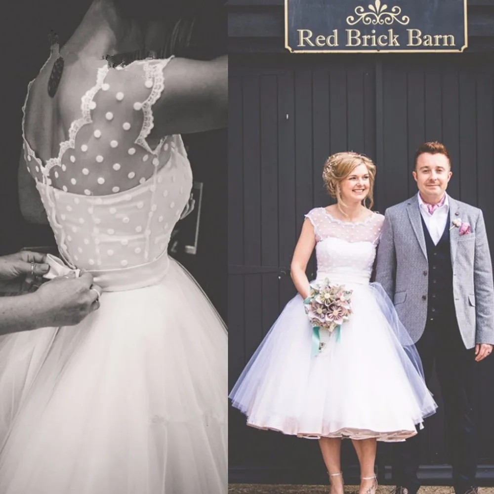 Vintage Short Lace Brides robe de mariee 2018 Vestido de Noiva Curto Knee Length bridal Gown V Back Trouwjurk bridesmaid dresses
Vintage Short Lace Brides robe de mariee 2018 Vestido de Noiva Curto Knee Length bridal Gown V Back Trouwjurk bridesmaid dresses