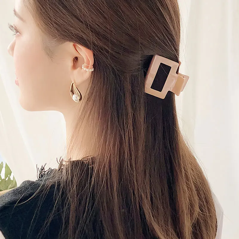 Fashion Hot Sale Solid Color Large Barrette Crab Hair Claws Bath Clip Ponytail Clip for Women Girls Claw Clip Hair Accessories
Fashion Hot Sale Solid Color Large Barrette Crab Hair Claws Bath Clip Ponytail Clip for Women Girls Claw Clip Hair Accessories