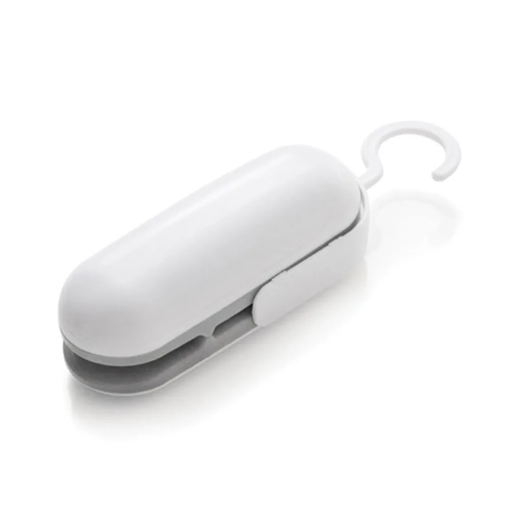 Mini Portable Food Sealer Machine Handheld Food Snacks Packaging Vacuum Plastic Bag Heat Sealing Machine Closing Capper
Mini Portable Food Sealer Machine Handheld Food Snacks Packaging Vacuum Plastic Bag Heat Sealing Machine Closing Capper