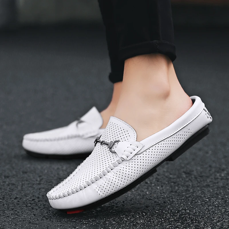 Summer Men Fretwork Beach Shoes Black White Half Slippers for Men Breathable Leather Mens Slides Half Drag Man Walking Shoes
Summer Men Fretwork Beach Shoes Black White Half Slippers for Men Breathable Leather Mens Slides Half Drag Man Walking Shoes