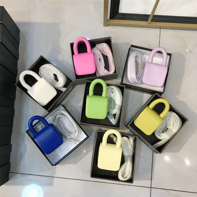 High-Quality Pottery Leather Handbags Luxury Brand Designer Shoulder Bags Ladies crossbody bags Fashion Gigi Mini Earphone Bag
High-Quality Pottery Leather Handbags Luxury Brand Designer Shoulder Bags Ladies crossbody bags Fashion Gigi Mini Earphone Bag