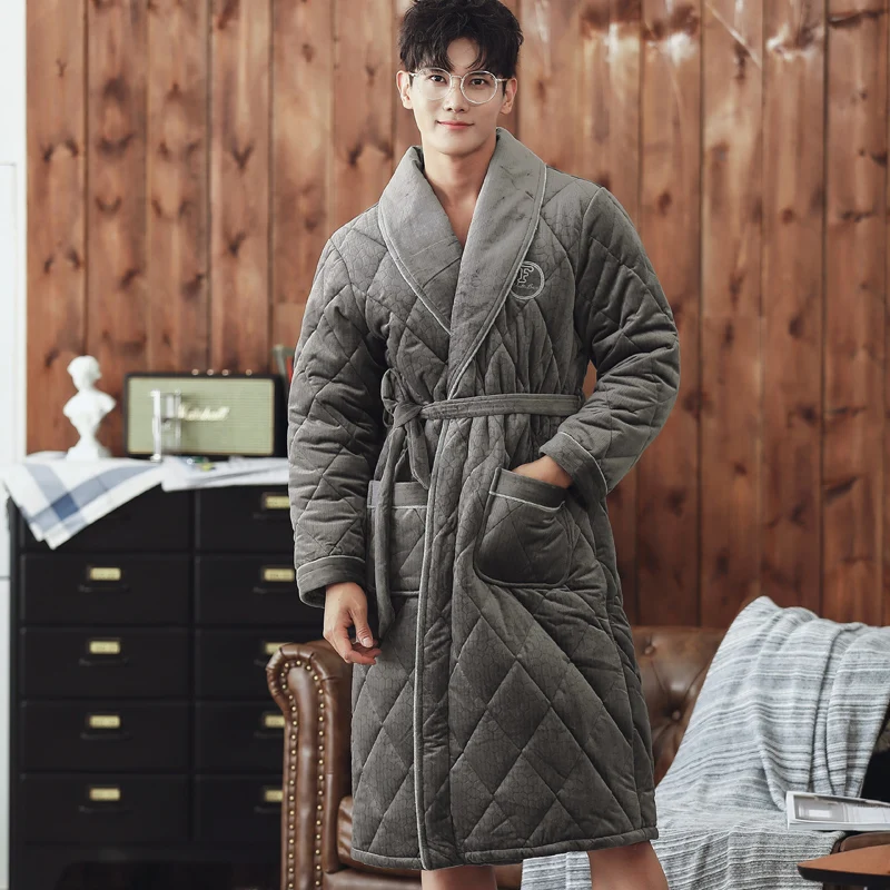 New Men Winter 3 Layers Coral Feece Quilted Robe Solid Long Sleeve Kimono Bathrobe Gown Casual Home Clothes Male SPA Sleep Wear
New Men Winter 3 Layers Coral Feece Quilted Robe Solid Long Sleeve Kimono Bathrobe Gown Casual Home Clothes Male SPA Sleep Wear