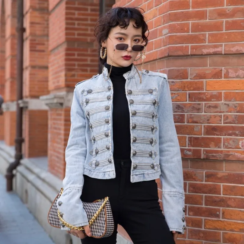 2021 Autumn New Women Short Stand Collar Slim Fit Denim Jacket Retro Double Breasted Coat Ladies Boyfriend Style Fashion Outwear
2021 Autumn New Women Short Stand Collar Slim Fit Denim Jacket Retro Double Breasted Coat Ladies Boyfriend Style Fashion Outwear