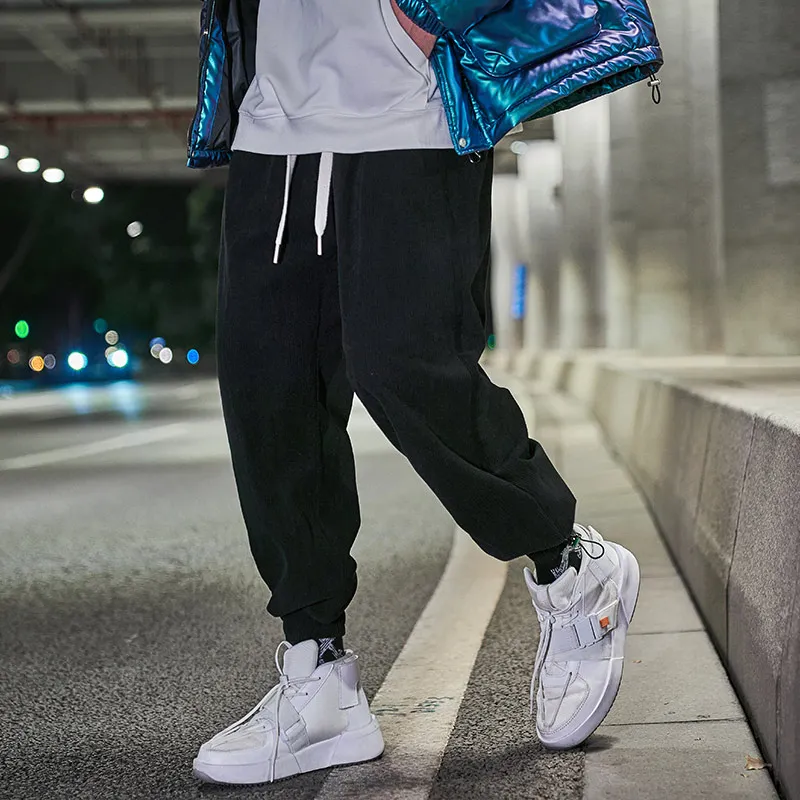 Mens Winter Pants Men 2020 New Fashion Street Wear Loose Trousers Black Warm Joggers Casual Solid Color Baggy Pants For Men
Mens Winter Pants Men 2020 New Fashion Street Wear Loose Trousers Black Warm Joggers Casual Solid Color Baggy Pants For Men