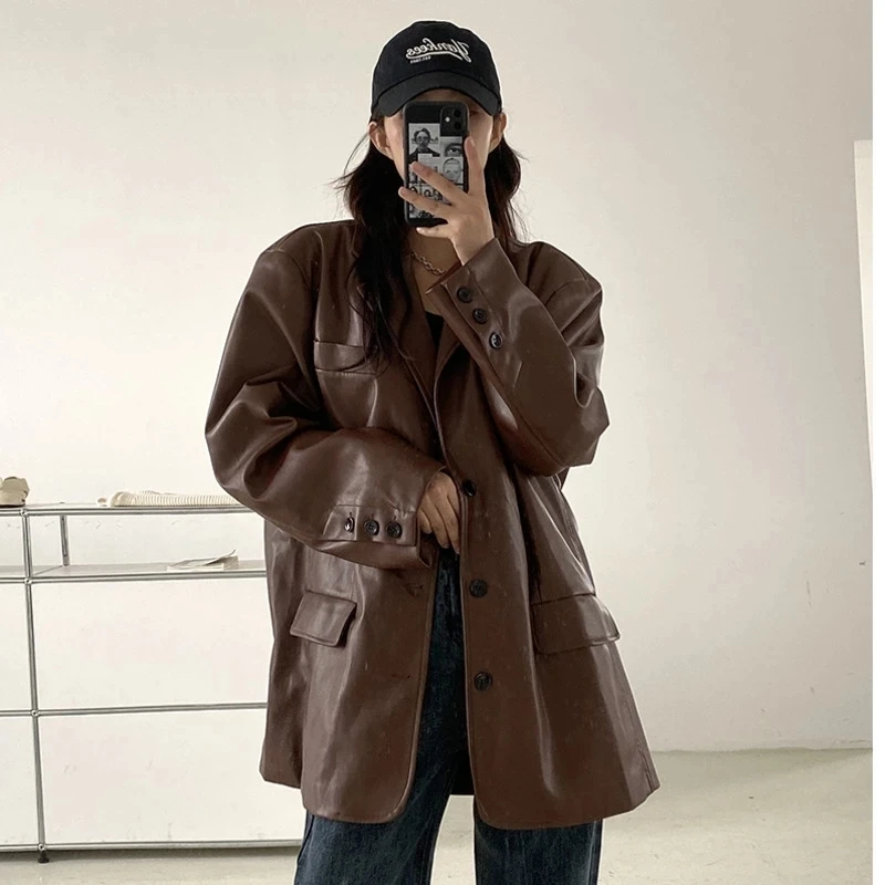 Brown Faux Pu Leather Blazer Coat For Women Spring Autumn 2021 Korean Loose Lapel Long Sleeve Vintage Female Outwear Suit Jacket
Brown Faux Pu Leather Blazer Coat For Women Spring Autumn 2021 Korean Loose Lapel Long Sleeve Vintage Female Outwear Suit Jacket
