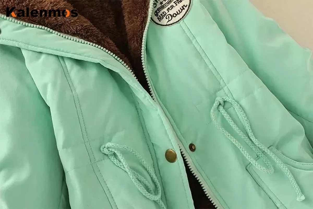 Women Winter Parka 2020 Cotton Hooded Jacket Zipper Solid Slim Fit Casual Faux Fur Hooded Jacket Outwear Plus Size Thick Coat
Women Winter Parka 2020 Cotton Hooded Jacket Zipper Solid Slim Fit Casual Faux Fur Hooded Jacket Outwear Plus Size Thick Coat