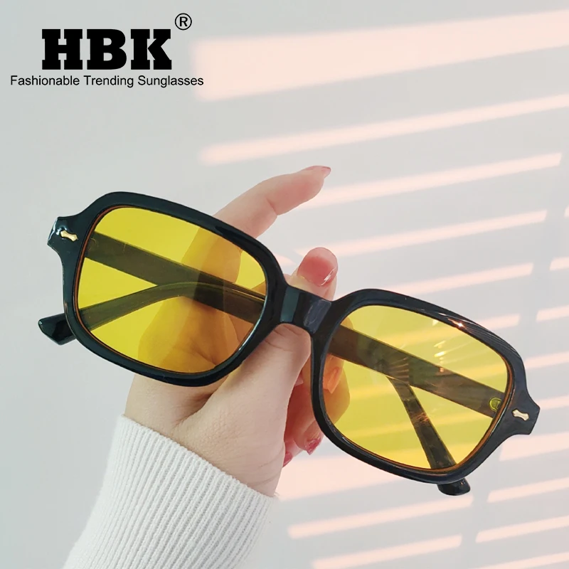 Солнцезащитные очки с заклепками UV400 для мужчин и женщин, Модные Винтажные овальные солнечные аксессуары в квадратной оправе, чёрные, жёлты...
Солнцезащитные очки с заклепками UV400 для мужчин и женщин, Модные Винтажные овальные солнечные аксессуары в квадратной оправе, чёрные, жёлты...