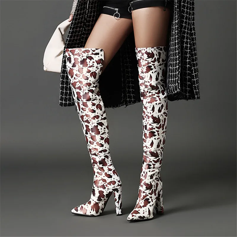 2021 Sexy European and American style microfiber fashion boots pointed super high heel large size high tube boots women
2021 Sexy European and American style microfiber fashion boots pointed super high heel large size high tube boots women