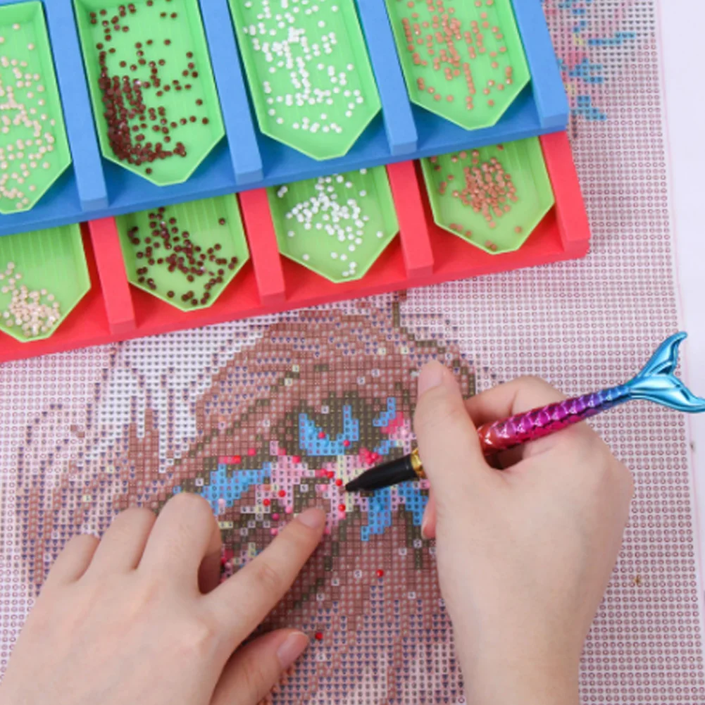 33PCS/Set Diamond Painting Storage Tray DIY 5D Diamond Painting Tool Trays Holder for Jewellery Beads Earring Tool Container
33PCS/Set Diamond Painting Storage Tray DIY 5D Diamond Painting Tool Trays Holder for Jewellery Beads Earring Tool Container