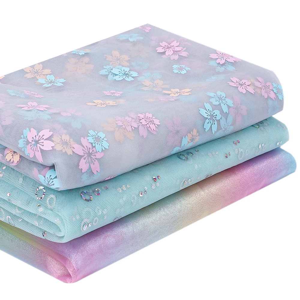 90*150cm Tulle Mesh Fabrics Rainbow Color Sequin Floral Print Organza Fabrics For Girls Summer Dress Making Handmade DiyClothing
90*150cm Tulle Mesh Fabrics Rainbow Color Sequin Floral Print Organza Fabrics For Girls Summer Dress Making Handmade DiyClothing