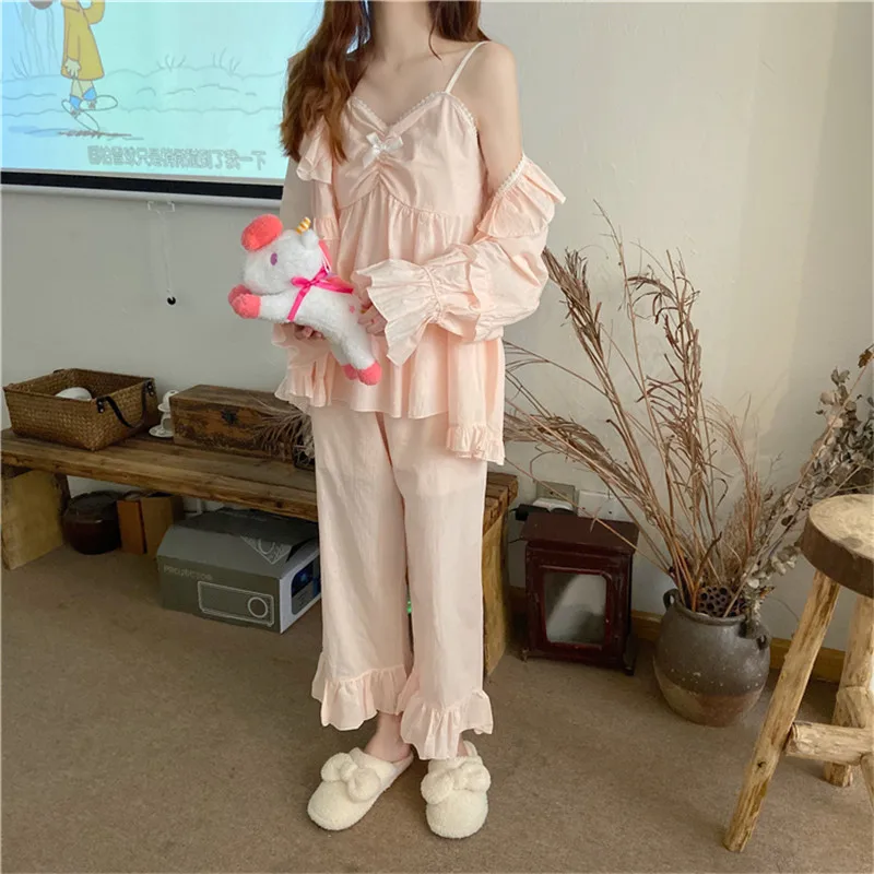Spring 3 Piece Women Pajamas Set Sweet Flared Sleeve Trumpet Jacket Spaghetti Strap Top Loose Fairy Sleepwear Night Suit
Spring 3 Piece Women Pajamas Set Sweet Flared Sleeve Trumpet Jacket Spaghetti Strap Top Loose Fairy Sleepwear Night Suit