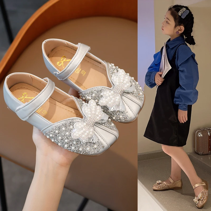 Bling Baby Girls Rhinestone кожаные туфли на плоской подошве с жемчугом для детской вечеринки и свадьбы
Bling Baby Girls Rhinestone кожаные туфли на плоской подошве с жемчугом для детской вечеринки и свадьбы
