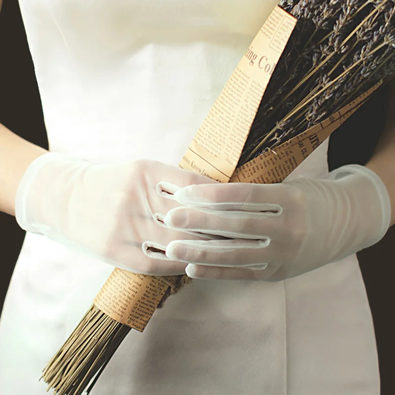 Korean Female Ultra Thin Short Mesh Transparent Wedding Dress Gloves Summer Sunscreen Full Finger Driving Lace Mittens K12
Korean Female Ultra Thin Short Mesh Transparent Wedding Dress Gloves Summer Sunscreen Full Finger Driving Lace Mittens K12