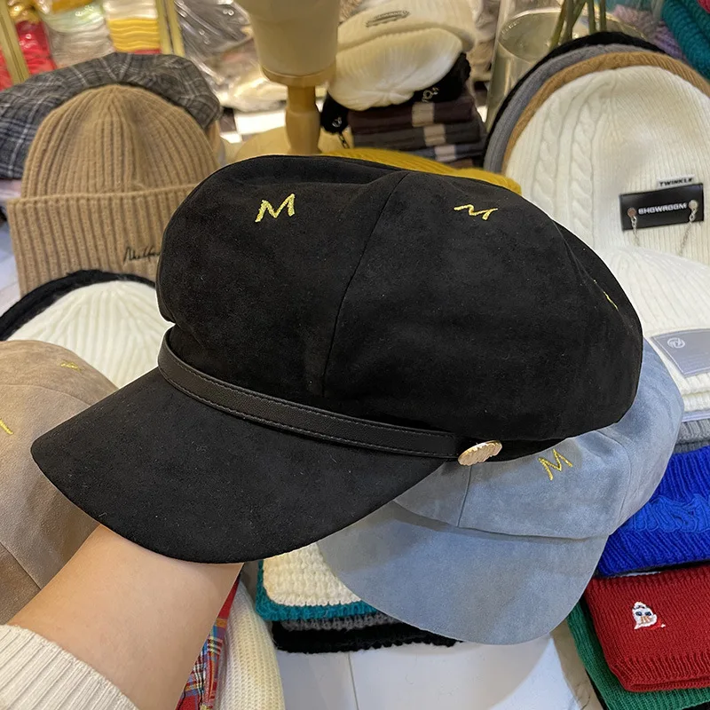 202110-JJ NEW fashion Cloud modeling BIG hat gold button suede street model show beret hat men women Leisure painter hat
202110-JJ NEW fashion Cloud modeling BIG hat gold button suede street model show beret hat men women Leisure painter hat