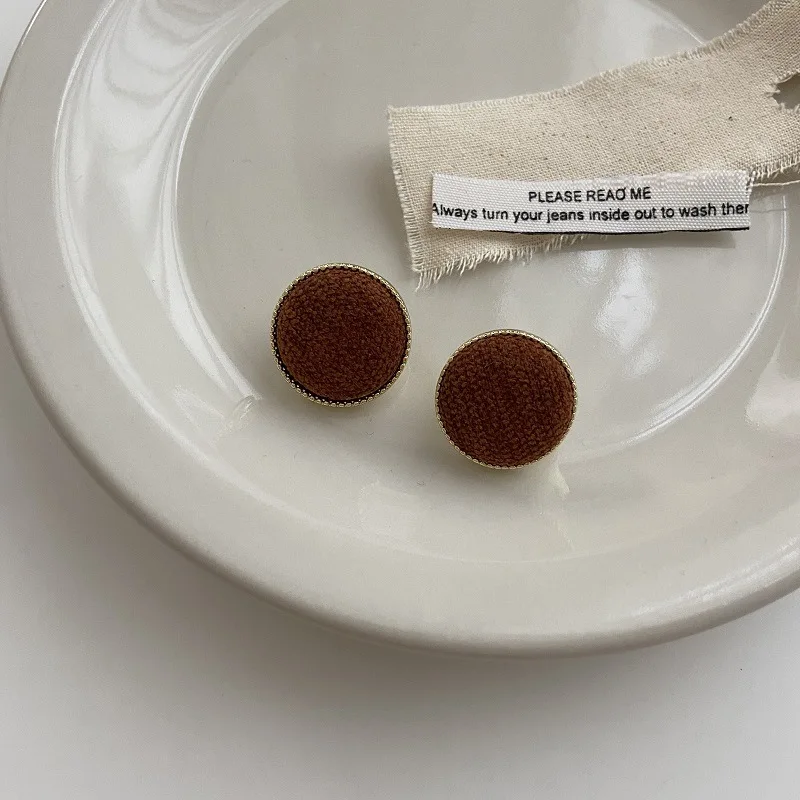 Origin Summer Vintage Winter Circle Velour Button Stud Earings for Femme Minimalist Geometric Wedding Jewellery Accessories
Origin Summer Vintage Winter Circle Velour Button Stud Earings for Femme Minimalist Geometric Wedding Jewellery Accessories