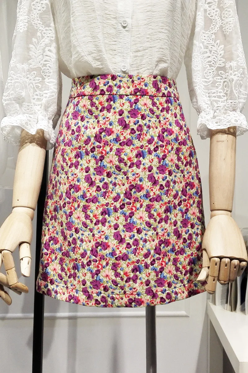 Floral Short Skirt for Women 2021 Summer New High Waist Slimming Elegant Female A- Line Skirt All-Matching Print Mini Skirt
Floral Short Skirt for Women 2021 Summer New High Waist Slimming Elegant Female A- Line Skirt All-Matching Print Mini Skirt