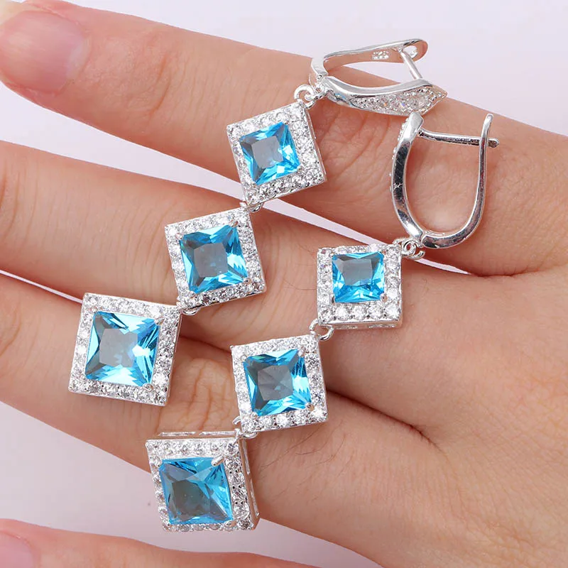 Fashion Geometric Glass Filled Drop Earrings for Women Square Cubic Glass Filled Dangle Classic Wedding Party Jewelry Earrings
Fashion Geometric Glass Filled Drop Earrings for Women Square Cubic Glass Filled Dangle Classic Wedding Party Jewelry Earrings
