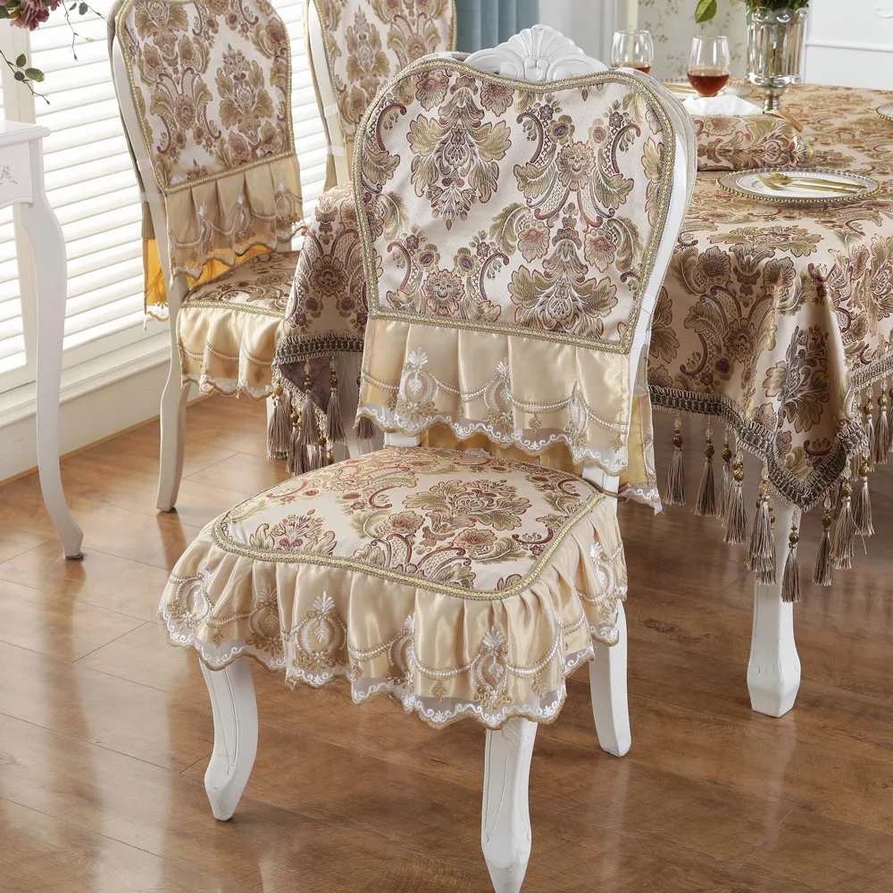 European Classical Jacquard Chair Cover Cushion Vintage Luxury Splice Lace Chair Back Cover Palace Style Home Fabric Decoration
European Classical Jacquard Chair Cover Cushion Vintage Luxury Splice Lace Chair Back Cover Palace Style Home Fabric Decoration