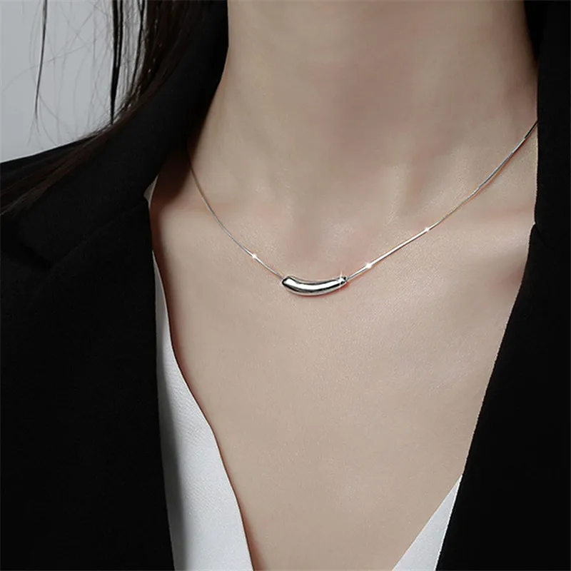 Korean 925 Sterling Silver Geometric Water Drop Pendant Charm Necklace for Women Elegant Party Jewelry Choker dz550
Korean 925 Sterling Silver Geometric Water Drop Pendant Charm Necklace for Women Elegant Party Jewelry Choker dz550