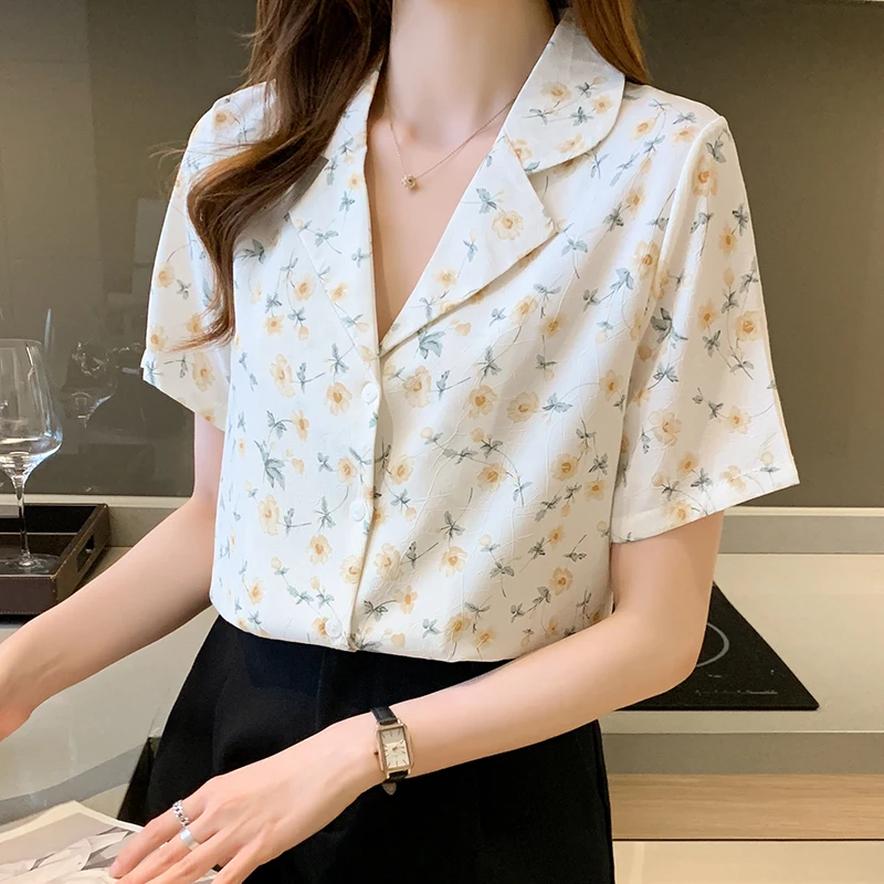 Women's Shirt Printing Blouses for Women Short Sleeve Shirt Office Lady Button Notched Blouse Top Female 2021 Woman Basic Shirts
Women's Shirt Printing Blouses for Women Short Sleeve Shirt Office Lady Button Notched Blouse Top Female 2021 Woman Basic Shirts