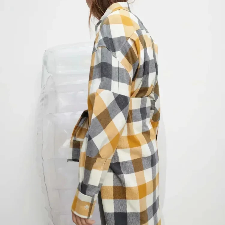 Harajuku Turn-down Collar Yellow Plaid Womens Blouses and Tops 2020 Spring Loose Button Up Shirt with Two Pockets Female Clothes 
Harajuku Turn-down Collar Yellow Plaid Womens Blouses and Tops 2020 Spring Loose Button Up Shirt with Two Pockets Female Clothes