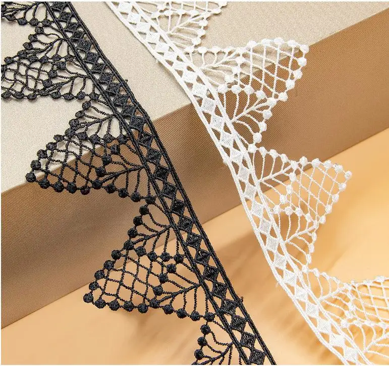 New triangle hollow black and white polyester PT thread water-soluble lace clothing accessories home textile fabrics
New triangle hollow black and white polyester PT thread water-soluble lace clothing accessories home textile fabrics