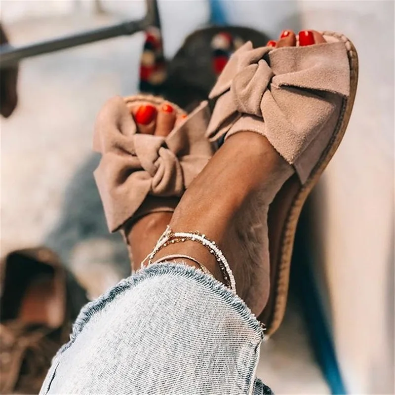 2020 New Slippers Women Torridity Bow Torridity Sandals Slipper Indoor Outdoor -flops Beach Shoes Female Shoes size 35-43
2020 New Slippers Women Torridity Bow Torridity Sandals Slipper Indoor Outdoor -flops Beach Shoes Female Shoes size 35-43