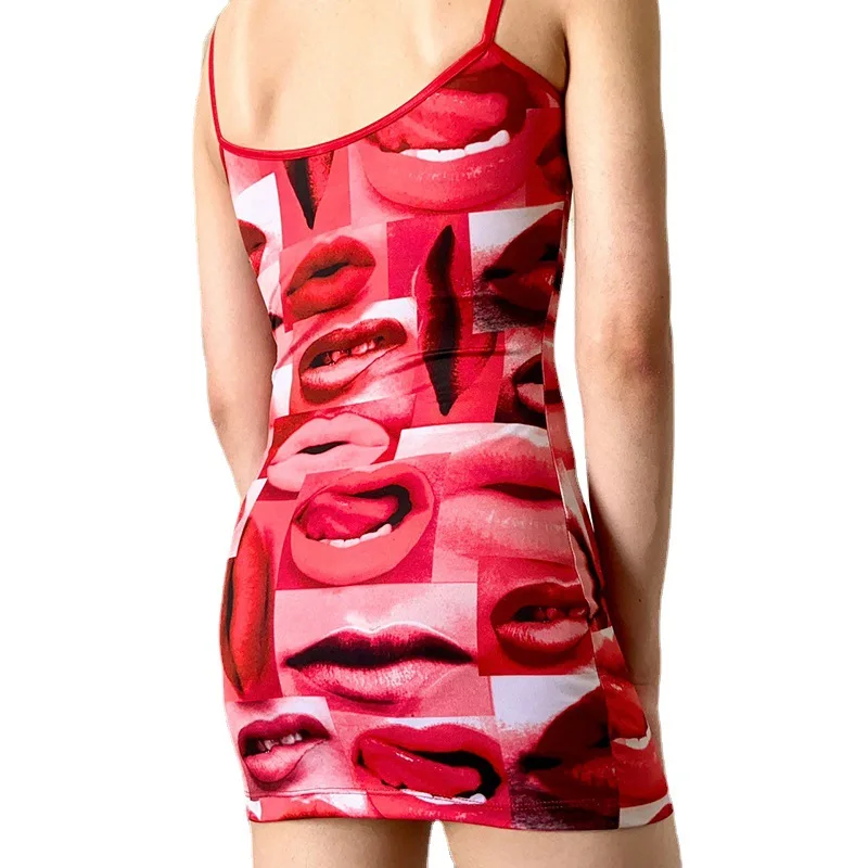 Stylish lip print crash body bag hip strap dress 2021 summer new 
Stylish lip print crash body bag hip strap dress 2021 summer new