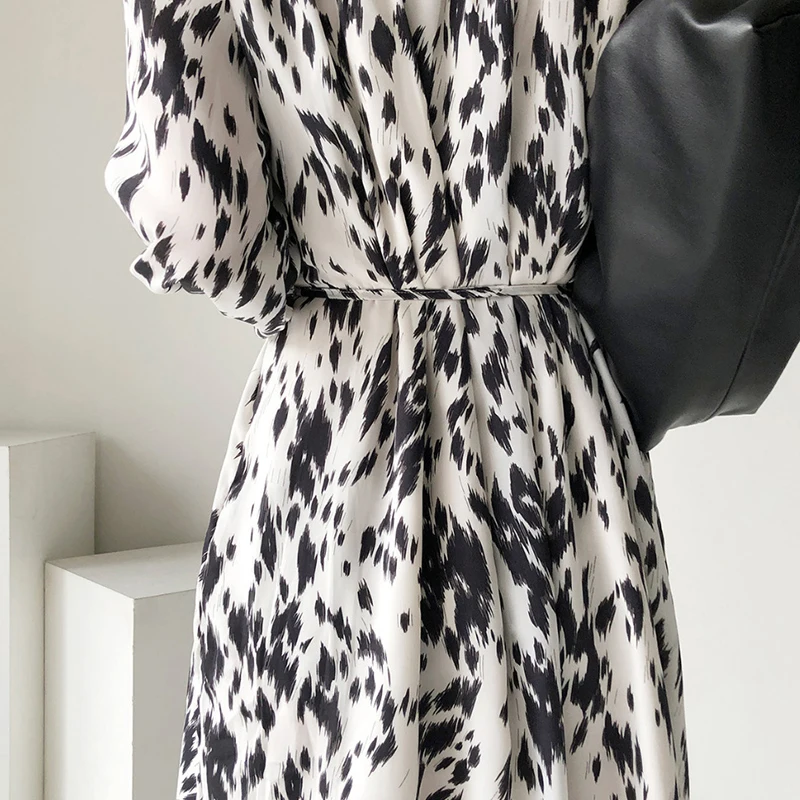 Korean Dress Ruched Strappy Dress Woman Prom Dresses Long Evening Elegant Long Sleeve Printing Maxi Dresses for Women
Korean Dress Ruched Strappy Dress Woman Prom Dresses Long Evening Elegant Long Sleeve Printing Maxi Dresses for Women