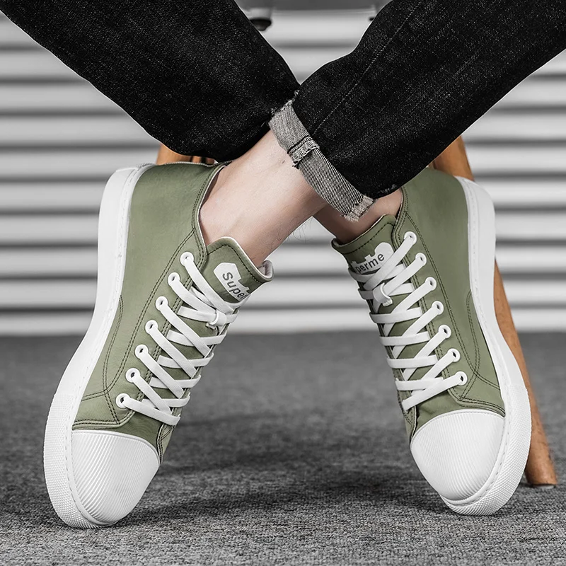 Men's Shoes Summer New High-Top Lace-Up Canvas Calceus Classic Casual Sneakers Flat Bottom Breathable Vulcanized Zapato Male A31
Men's Shoes Summer New High-Top Lace-Up Canvas Calceus Classic Casual Sneakers Flat Bottom Breathable Vulcanized Zapato Male A31