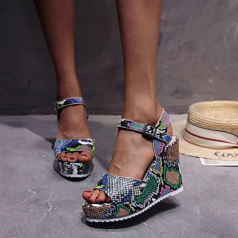 Women's sandals summer new sandals women's large size spot wedge buckle belt European American open toe high heel women's shoes
Women's sandals summer new sandals women's large size spot wedge buckle belt European American open toe high heel women's shoes