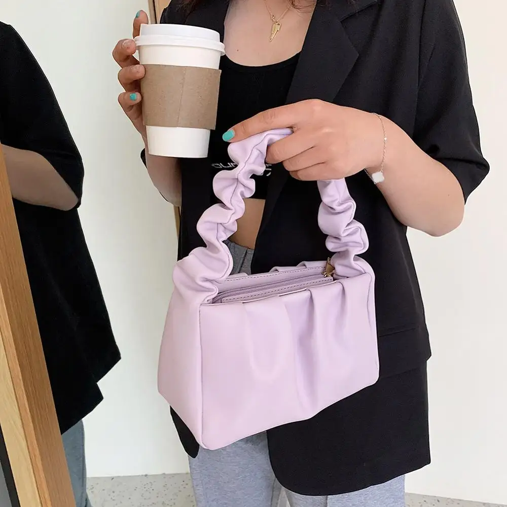 Ladies Tote Bags For Women Soft Leather Handbags Women Clouds Hand Bag Messenger Shoulder Bag Female Vintage Leather Dumplings C
Ladies Tote Bags For Women Soft Leather Handbags Women Clouds Hand Bag Messenger Shoulder Bag Female Vintage Leather Dumplings C