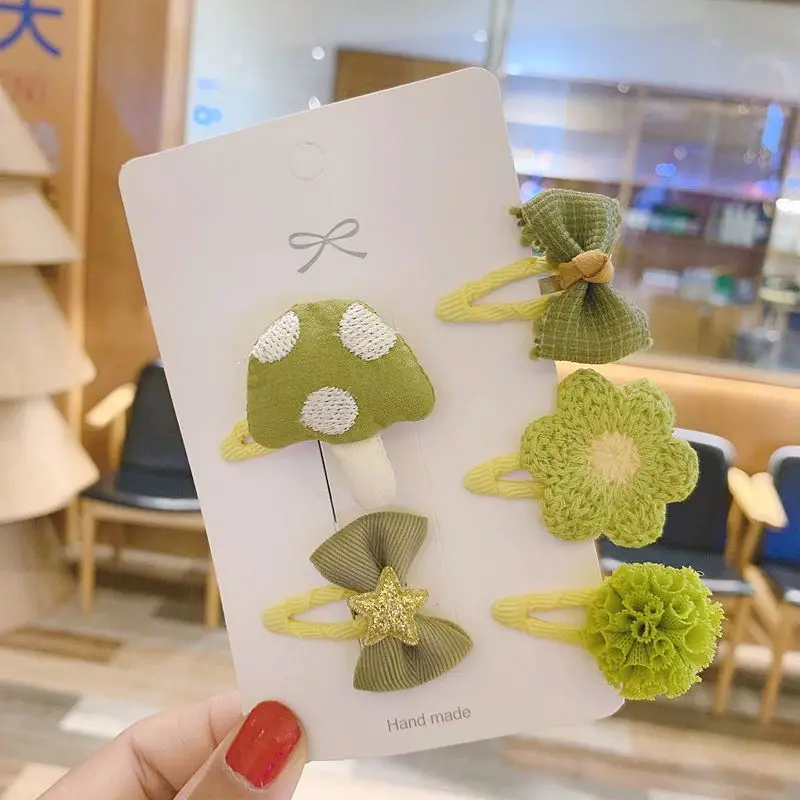 CN 5 Pcs/Set Girls Mini Snap Clips for Baby Girls Cartoon Animal Bows Flower Toddlers Kids Hairpins Princess Hair Accessories
CN 5 Pcs/Set Girls Mini Snap Clips for Baby Girls Cartoon Animal Bows Flower Toddlers Kids Hairpins Princess Hair Accessories