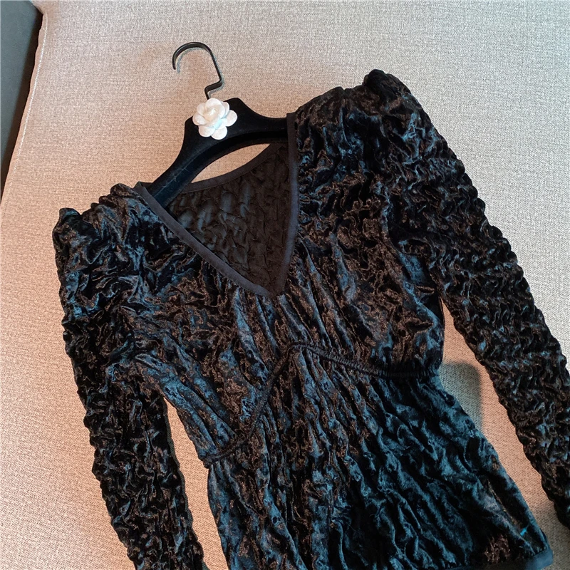 Velour Shirt for Woman New Retro Temperament Tretch V Neck Long Sleeve Velvet Top Female Lady All-Match Short Slim Blusas
Velour Shirt for Woman New Retro Temperament Tretch V Neck Long Sleeve Velvet Top Female Lady All-Match Short Slim Blusas