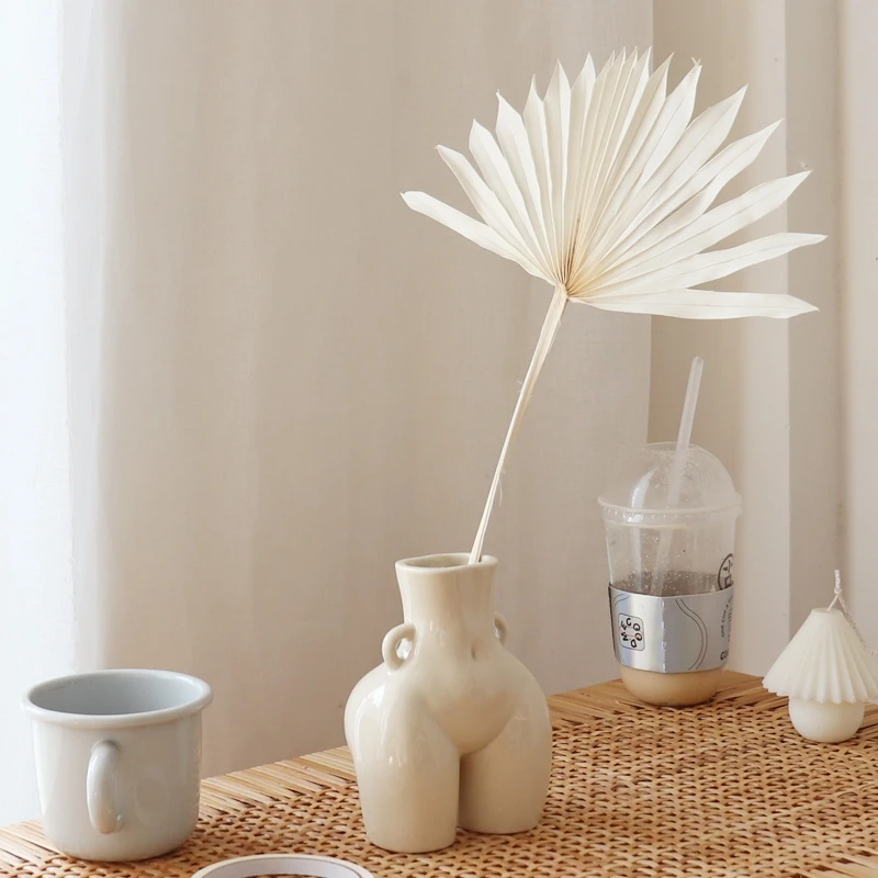 1Pcs Natural Dried Fan Palm Leaf Wedding Nordic Style Aesthetic Room Decor Flower Art Table Decoration Cake Accessories
1Pcs Natural Dried Fan Palm Leaf Wedding Nordic Style Aesthetic Room Decor Flower Art Table Decoration Cake Accessories