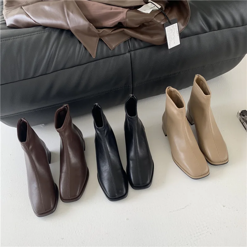 Women's Rubber Boots Back Zip Winter Footwear Female Shoes Boots-Women Zipper Luxury Designer Rain Mid-Calf 2021 Ladies Mid Calf
Women's Rubber Boots Back Zip Winter Footwear Female Shoes Boots-Women Zipper Luxury Designer Rain Mid-Calf 2021 Ladies Mid Calf