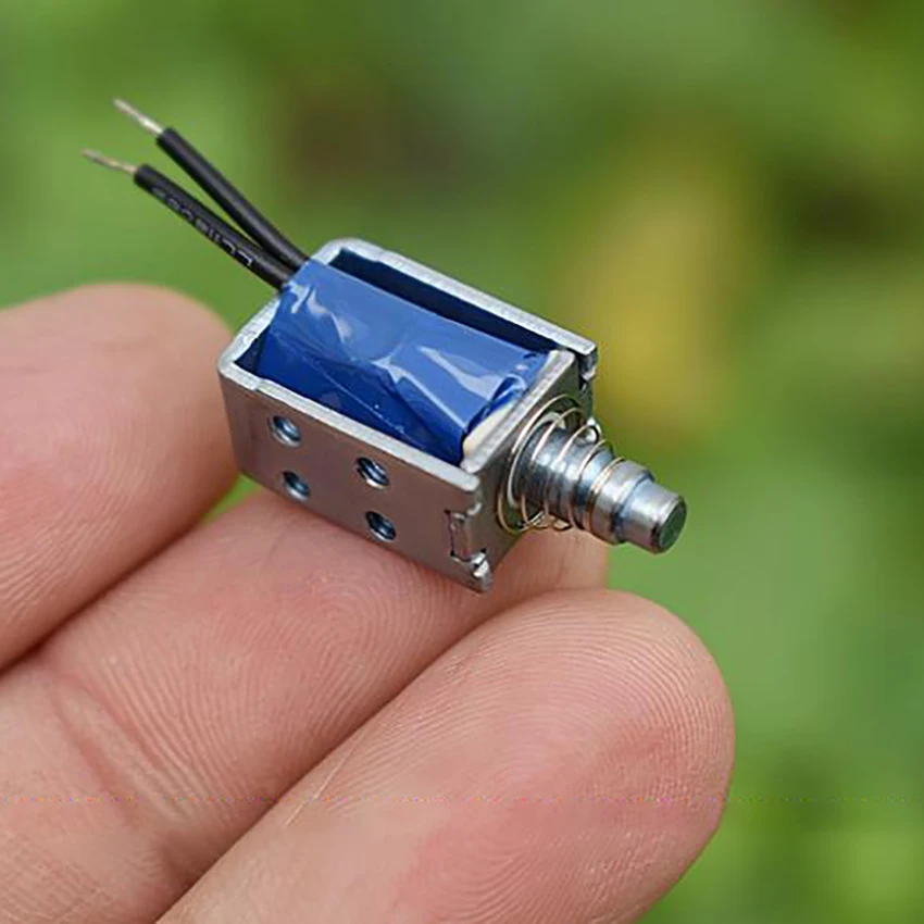Pull Type DC Electromagnet Magnet Solenoid, DC5V-6V Mini Electromagnet Direct Acting Electromagnet for Password Door Lock
Pull Type DC Electromagnet Magnet Solenoid, DC5V-6V Mini Electromagnet Direct Acting Electromagnet for Password Door Lock