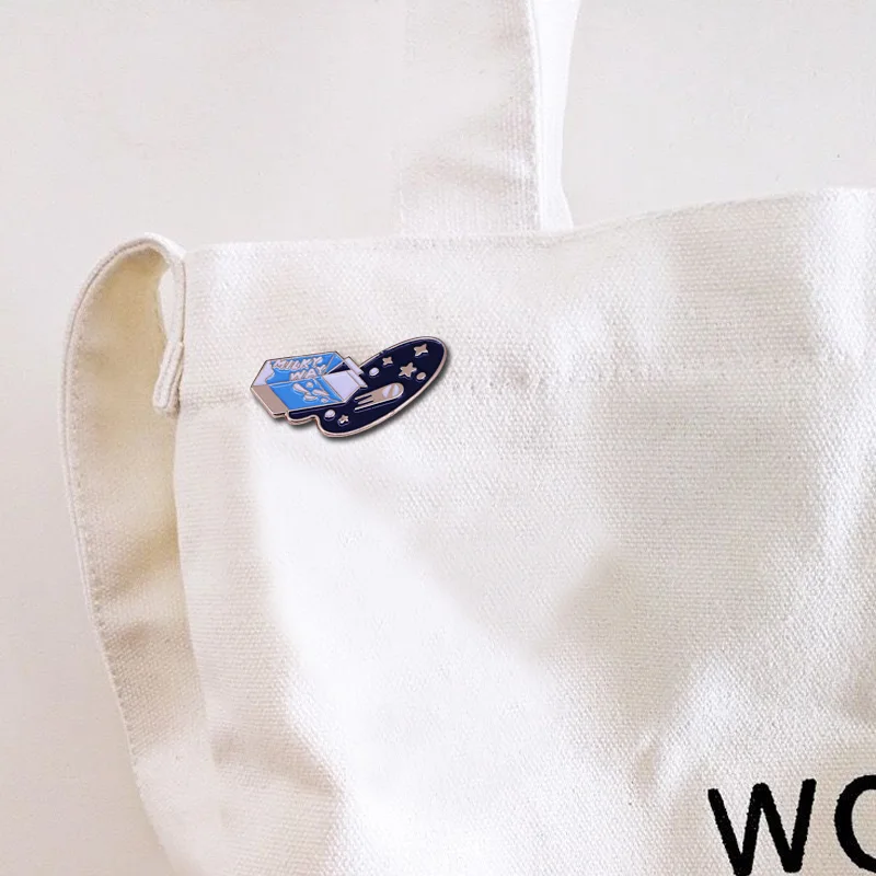 Лактозу galaxy pin концепция Млечного Пути в качестве одного из блестящих небожитель