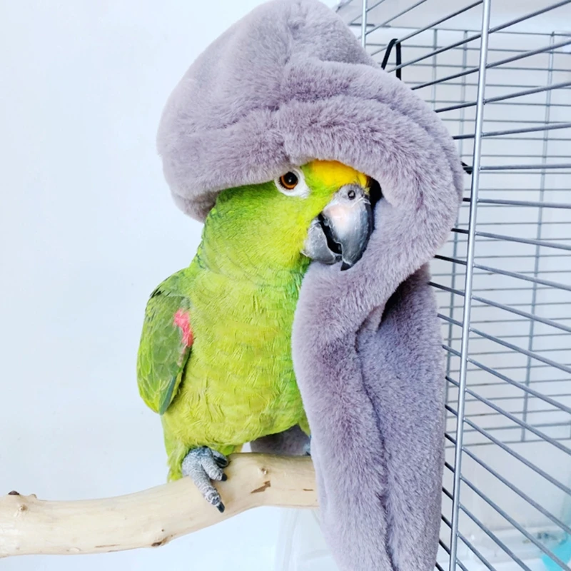 1pcs Winter Warm Bird Shawl Nest Corner Parrot Blanket Pet Small Animal Cape Cloak 
1pcs Winter Warm Bird Shawl Nest Corner Parrot Blanket Pet Small Animal Cape Cloak