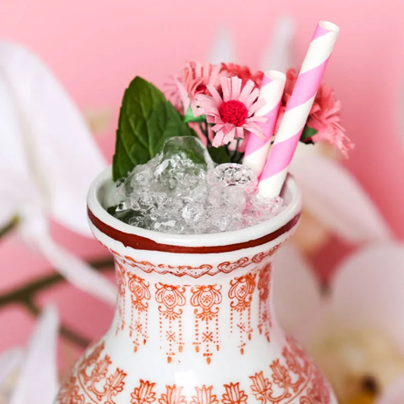 Colored Straw Paper Disposable Eco-Friendly Creative Juice Cocktail Drinks Decorated With Striped Party Supplies
Colored Straw Paper Disposable Eco-Friendly Creative Juice Cocktail Drinks Decorated With Striped Party Supplies