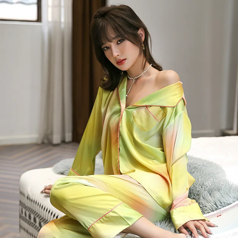 New! 2021 Spring High Quality Women's Pajamas Set Fashion Gradient Color Sleepwear Homewear Multicolor Nightwear Leisure Clothes
New! 2021 Spring High Quality Women's Pajamas Set Fashion Gradient Color Sleepwear Homewear Multicolor Nightwear Leisure Clothes