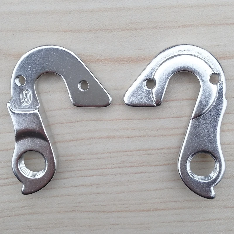 2pc Bicycle derailleur hanger For Granville #RT532 Corratec Megamo Kross Nashbar NS bikes Viper Bottecchia frame Kinesis dropout
2pc Bicycle derailleur hanger For Granville #RT532 Corratec Megamo Kross Nashbar NS bikes Viper Bottecchia frame Kinesis dropout