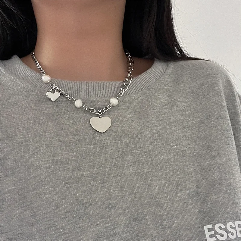 Titanium Steel Loving Heart Necklace Fashion Jewelry Silver Plating Freshwater Pearl Chain Necklace for Women Gifts
Titanium Steel Loving Heart Necklace Fashion Jewelry Silver Plating Freshwater Pearl Chain Necklace for Women Gifts